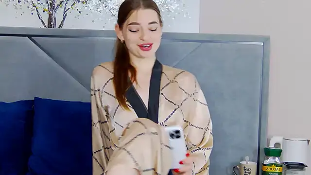 NicoleRosss online show from October 2025 05:18:01 AM