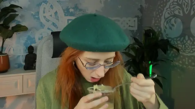 Orianna Fox online show from December 2024 01:03:02 PM