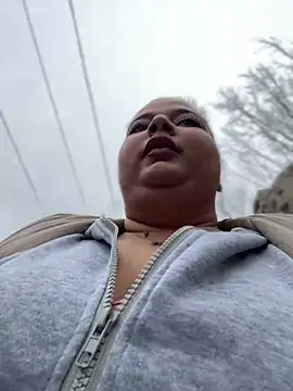 AllysonK online show from December 2024 09:12:01 AM