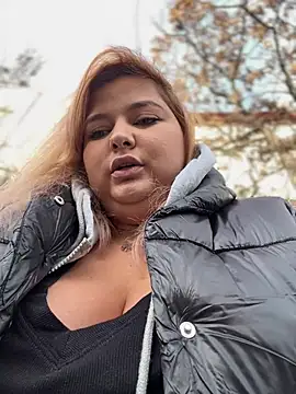 AllysonK online show from December 2024 12:30:02 PM