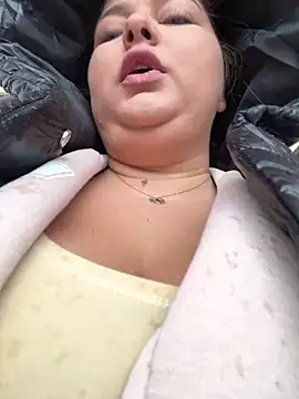 AllysonK online show from December 2024 09:22:02 AM