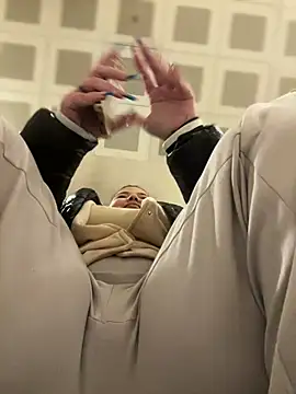 AllysonK online show from December 2024 12:27:01 PM