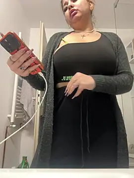 AllysonK online show from April 2026 08:19:01 AM