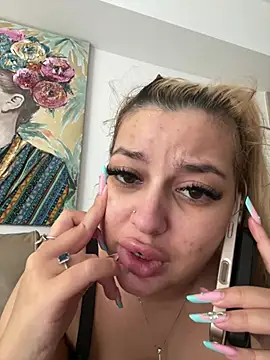 AllysonK online show from June 2026 01:39:02 PM