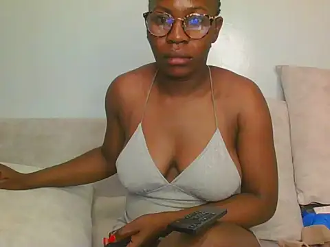 Snapshot of lisaa544 chatting on July 2026 03:44:01 AM lisaa544 online show from July 2026 03:44:01 AM