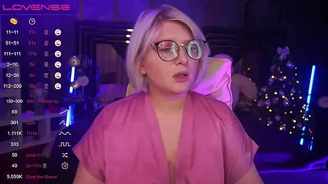 CoolTatis online show from December 2024 09:17:02 PM