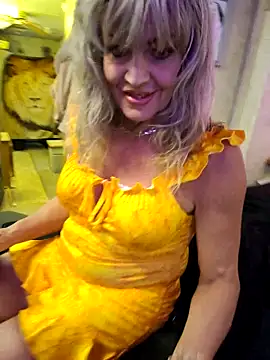 annika lately online show from October 2025 03:42:02 AM