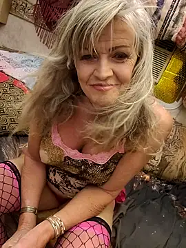 Snapshot of annika_lately chatting on May 2026 04:20:02 AM annika lately online show from May 2026 04:20:02 AM