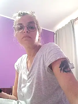 BritneyHudson online show from November 2025 07:47:01 AM