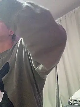 BritneyHudson online show from November 2025 03:39:02 AM