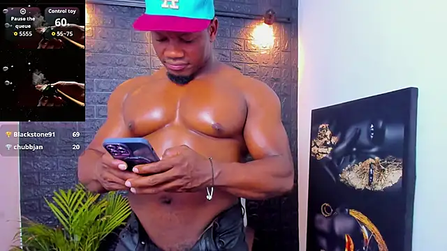 tommike online show from October 2025 11:25:02 PM