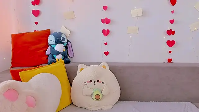 Tori the witch online show from April 2026 07:45:01 AM