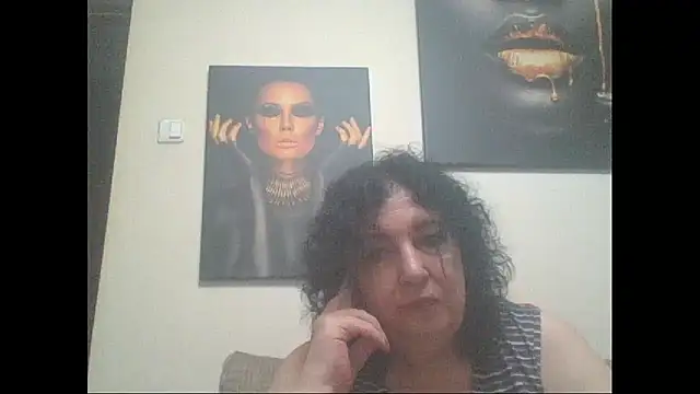 Snapshot of maturekorine chatting on July 2026 01:04:02 PM maturekorine online show from July 2026 01:04:02 PM