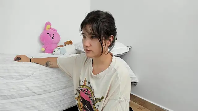 Snapshot of Eli_dl chatting on January 2025 08:48:02 PM Eli dl online show from January 2025 08:48:02 PM