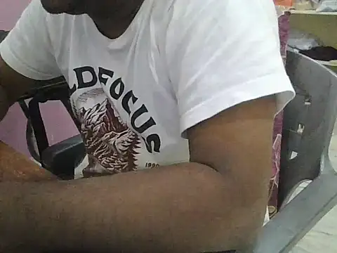 Snapshot of ITGuyhyd chatting on October 2025 08:49:01 AM ITGuyhyd online show from October 2025 08:49:01 AM