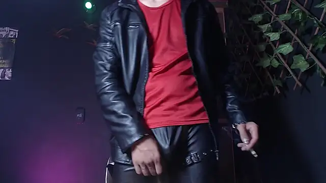 Snapshot of Dicaprioo_ chatting on October 2025 06:41:02 PM Dicaprioo online show from October 2025 06:41:02 PM