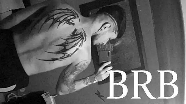 Snapshot of Dicaprioo_ chatting on October 2025 02:00:01 AM Dicaprioo online show from October 2025 02:00:01 AM