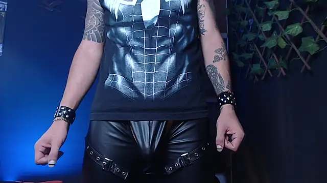 Snapshot of Dicaprioo_ chatting on October 2025 02:05:01 PM Dicaprioo online show from October 2025 02:05:01 PM