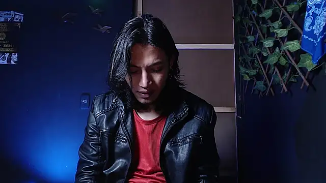 Snapshot of Dicaprioo_ chatting on November 2025 01:38:01 AM Dicaprioo online show from November 2025 01:38:01 AM