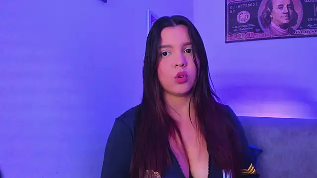 Snapshot of Elsalombardi_ chatting on January 2025 02:53:01 PM Elsalombardi online show from January 2025 02:53:01 PM