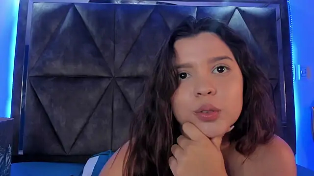 Snapshot of Elsalombardi_ chatting on February 2025 06:19:01 PM Elsalombardi online show from February 2025 06:19:01 PM