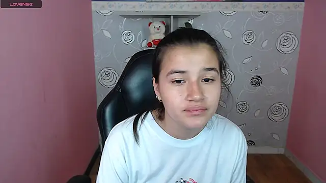 Linda Mattel online show from December 2024 03:44:01 PM