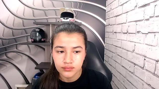 Linda Mattel online show from January 2025 03:24:01 PM