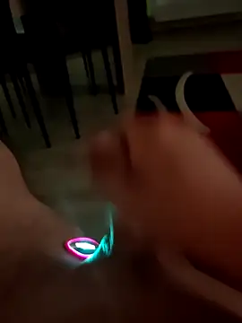 Szeltolo001 online show from March 2026 02:50:01 AM