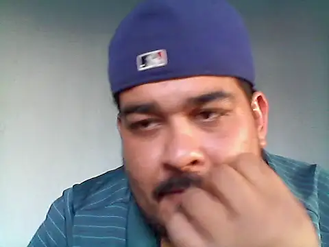 Snapshot of GILBERTHOR92 chatting on November 2025 10:34:02 PM GILBERTHOR92 online show from November 2025 10:34:02 PM