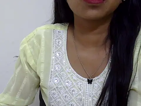 momo lov online show from March 2025 05:46:02 AM