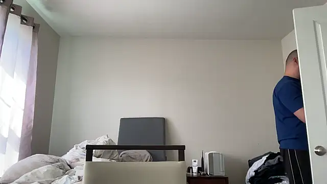 SluggishChase99 online show from April 2026 03:30:02 PM