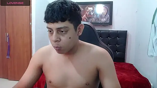 Snapshot of Wiiliam_20 chatting on February 2025 08:35:02 PM Wiiliam 20 online show from February 2025 08:35:02 PM