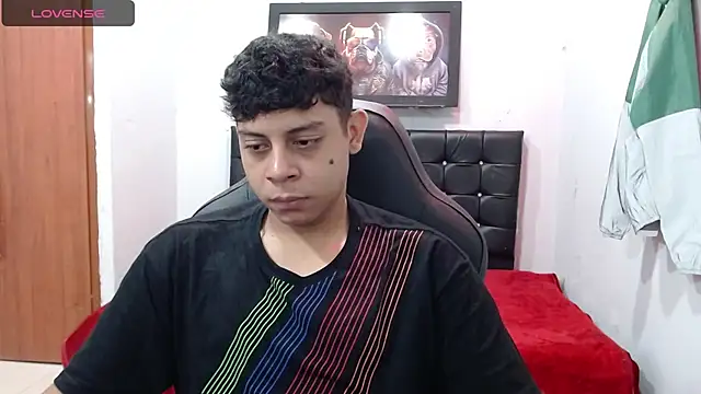 Snapshot of Wiiliam_20 chatting on February 2025 12:17:02 PM Wiiliam 20 online show from February 2025 12:17:02 PM