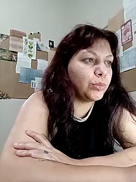 Snapshot of bbyedarling chatting on September 2025 01:49:02 AM bbyedarling online show from September 2025 01:49:02 AM