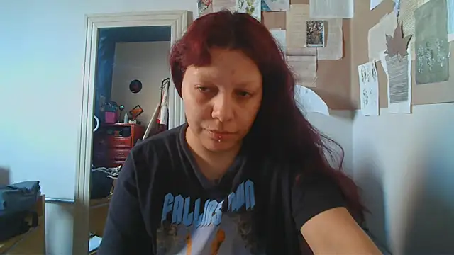 Snapshot of bbyedarling chatting on September 2025 04:30:02 PM bbyedarling online show from September 2025 04:30:02 PM