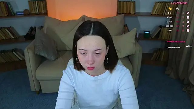 Hayle Hill online show from March 2025 05:30:01 AM