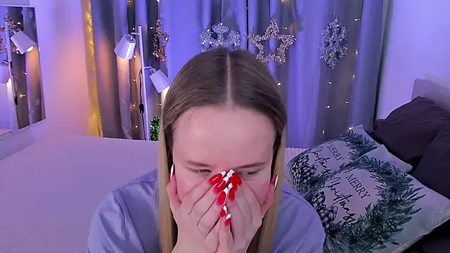 Snapshot of Cassie_Kelman chatting on December 2024 03:26:02 AM Cassie Kelman online show from December 2024 03:26:02 AM