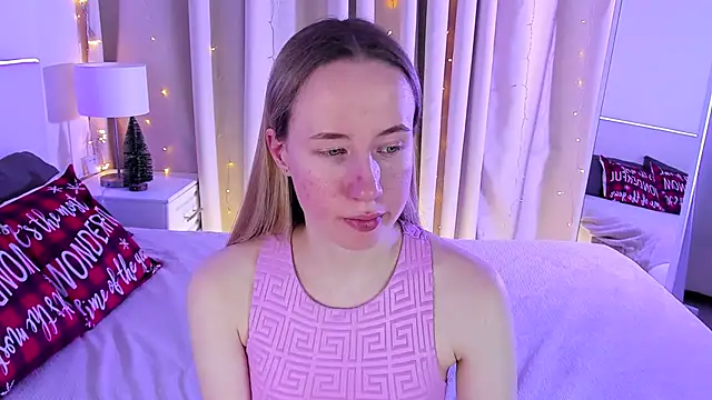 Snapshot of Cassie_Kelman chatting on January 2025 02:52:01 AM Cassie Kelman online show from January 2025 02:52:01 AM