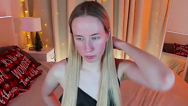 Snapshot of Cassie_Kelman chatting on January 2025 11:56:02 PM Cassie Kelman online show from January 2025 11:56:02 PM