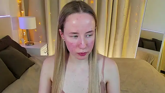 Snapshot of Cassie_Kelman chatting on January 2025 08:48:01 PM Cassie Kelman online show from January 2025 08:48:01 PM