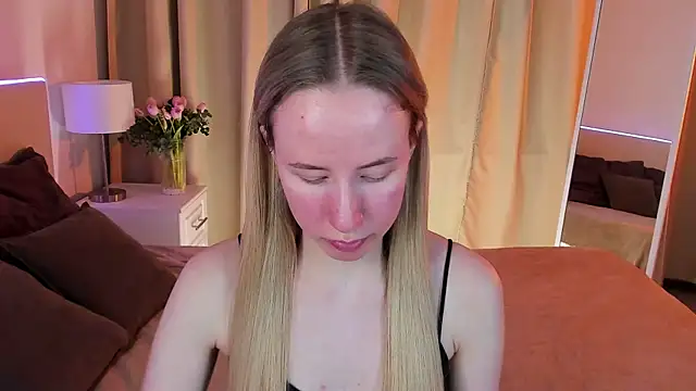 Snapshot of Cassie_Kelman chatting on January 2025 11:54:01 PM Cassie Kelman online show from January 2025 11:54:01 PM