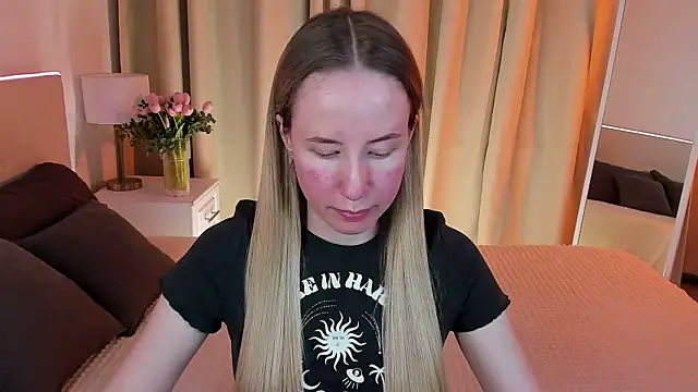 Snapshot of Cassie_Kelman chatting on February 2025 02:58:01 AM Cassie Kelman online show from February 2025 02:58:01 AM