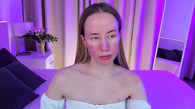 Snapshot of Cassie_Kelman chatting on February 2025 11:48:01 PM Cassie Kelman online show from February 2025 11:48:01 PM