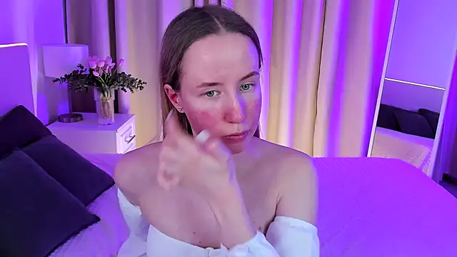 Snapshot of Cassie_Kelman chatting on February 2025 02:48:02 AM Cassie Kelman online show from February 2025 02:48:02 AM