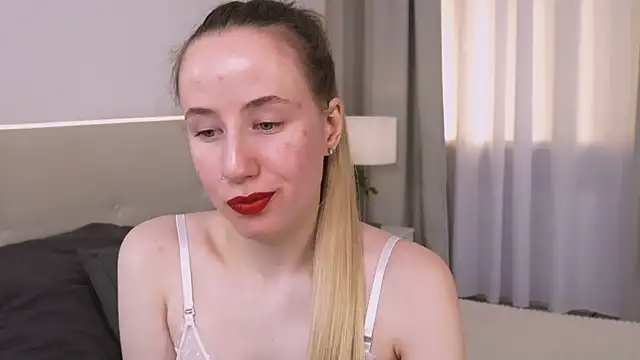 Snapshot of Cassie_Kelman chatting on October 2025 09:13:02 PM Cassie Kelman online show from October 2025 09:13:02 PM