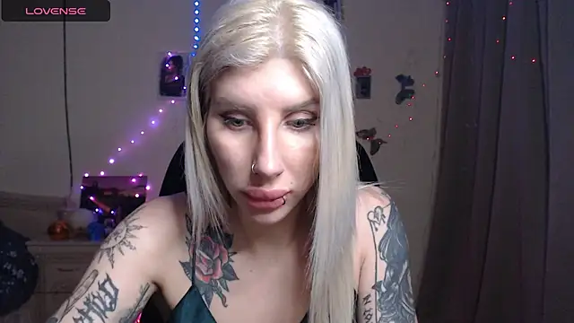 Snapshot of BLACKPeonyy chatting on January 2025 07:44:02 PM BLACKPeonyy online show from January 2025 07:44:02 PM