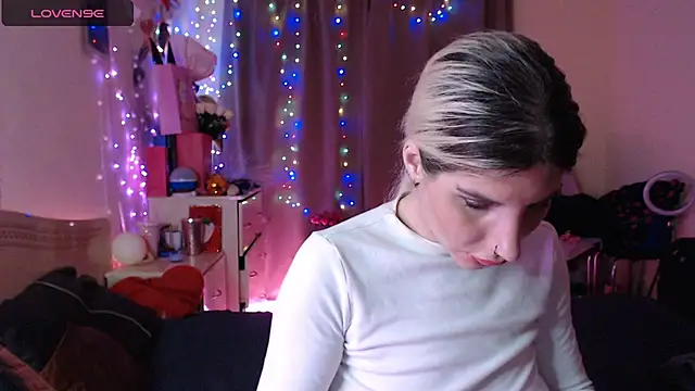 Snapshot of BLACKPeonyy chatting on September 2025 05:45:01 PM BLACKPeonyy online show from September 2025 05:45:01 PM