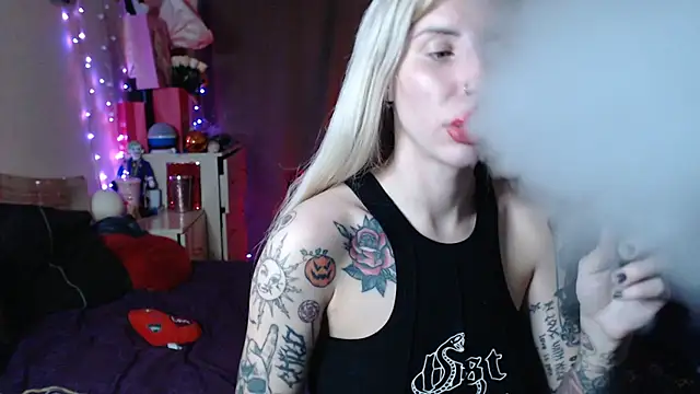 Snapshot of BLACKPeonyy chatting on October 2025 05:13:02 PM BLACKPeonyy online show from October 2025 05:13:02 PM