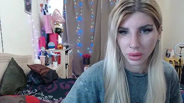 Snapshot of BLACKPeonyy chatting on November 2025 09:10:01 AM BLACKPeonyy online show from November 2025 09:10:01 AM