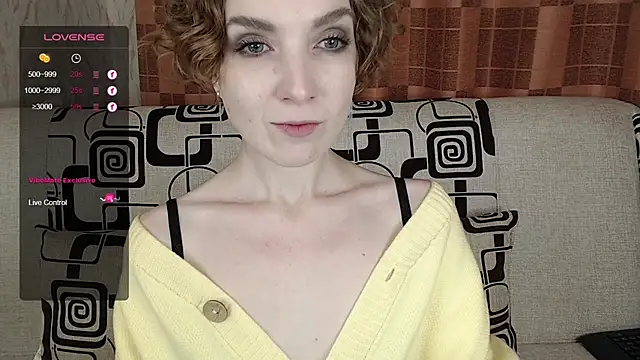 TinaWince online show from November 2025 04:51:02 AM